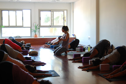 Centro de yoga, Yoga Loft Tomares-Tomares